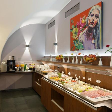 Boutique Hotel Dom - Rooms & Suites Graz Exterior photo