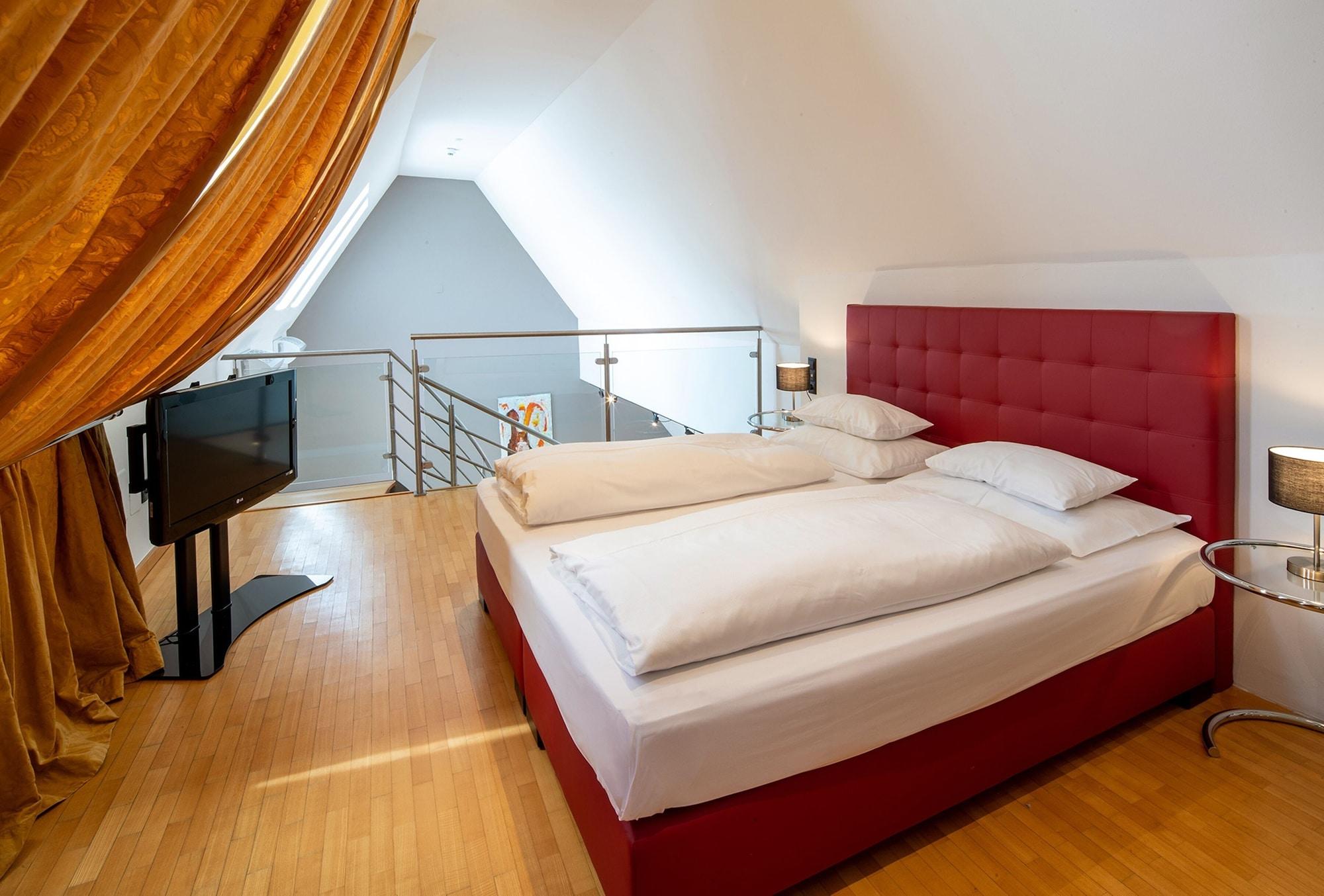 Boutique Hotel Dom - Rooms & Suites Graz Exterior photo