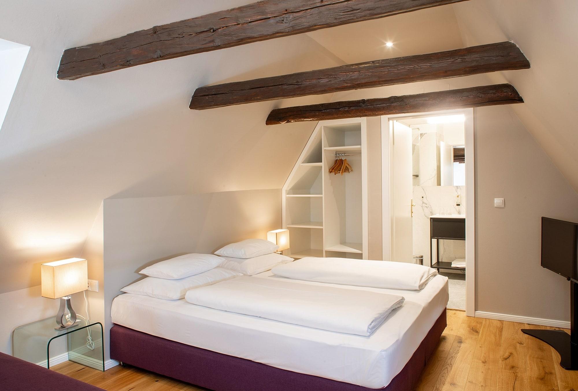 Boutique Hotel Dom - Rooms & Suites Graz Exterior photo