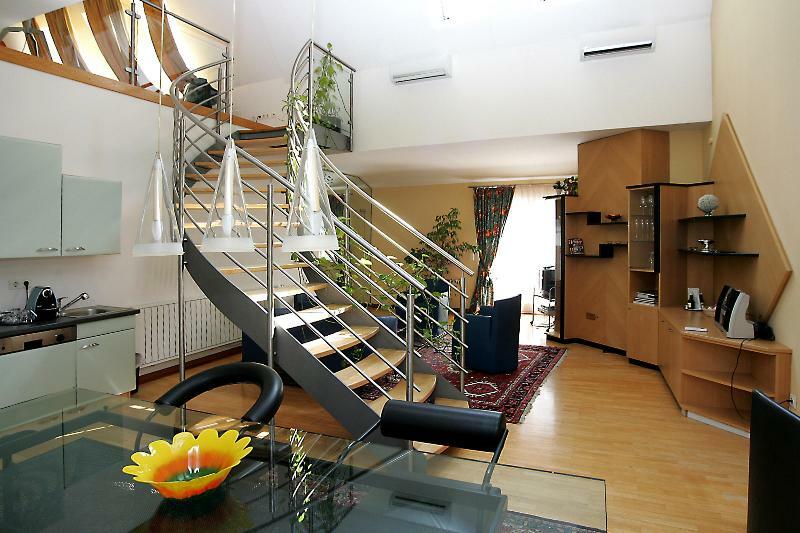 Boutique Hotel Dom - Rooms & Suites Graz Exterior photo